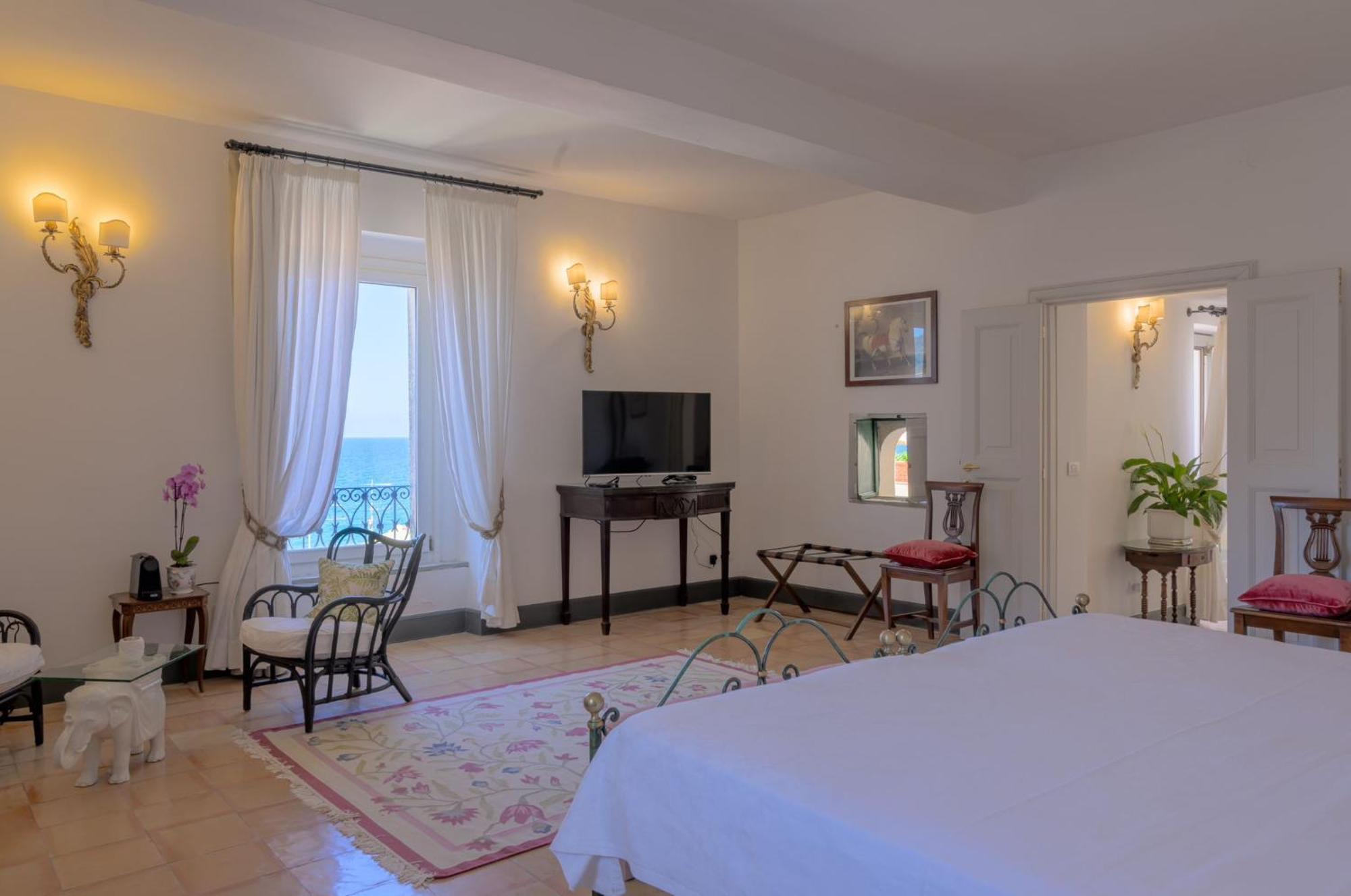 Palazzo Belmonte Hotel Santa Maria di Castellabate Exterior photo